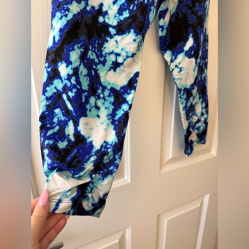 Multi-Colored Calvin Klein Medium Workout Leggings - image 7